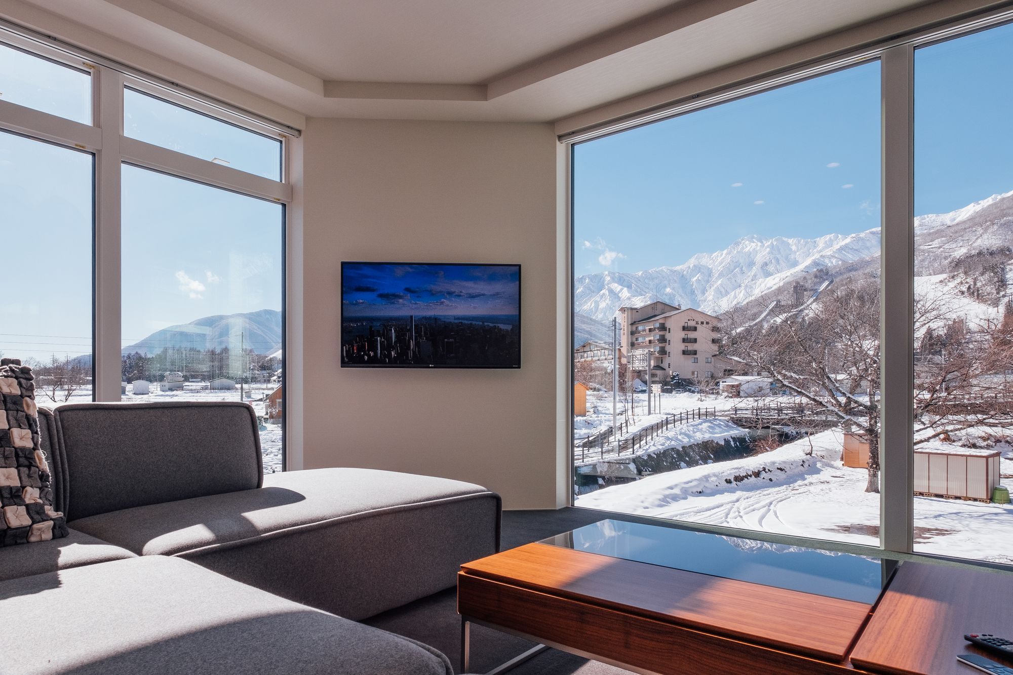 Bluebird Apartments By The Hakuba Collection Buitenkant foto
